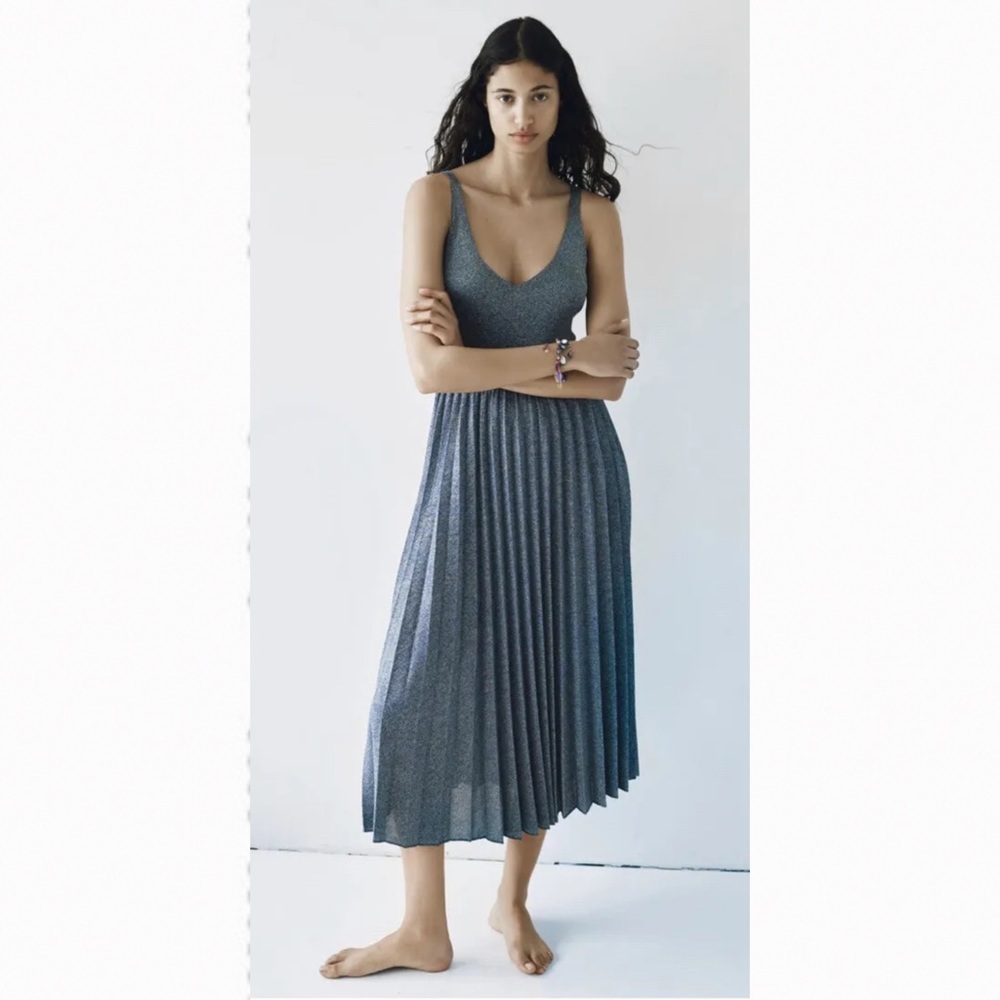 Zara / NWT Limited Edition Knitwear Metallic Pleated Dress